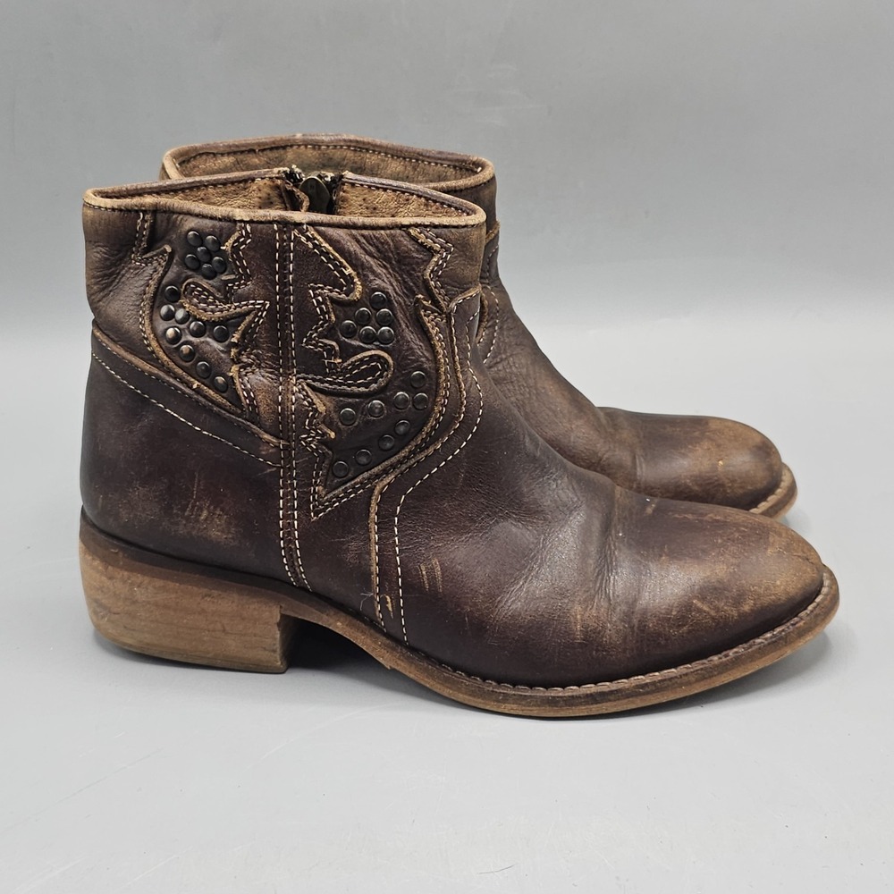 Taos Privilege Ankle Boots Leather Womens US 6 EU 36 Studded Side Zip Block Heel